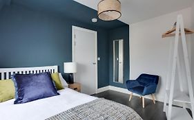 Cosy Chelmsford Apartment - Free Allocated Parking